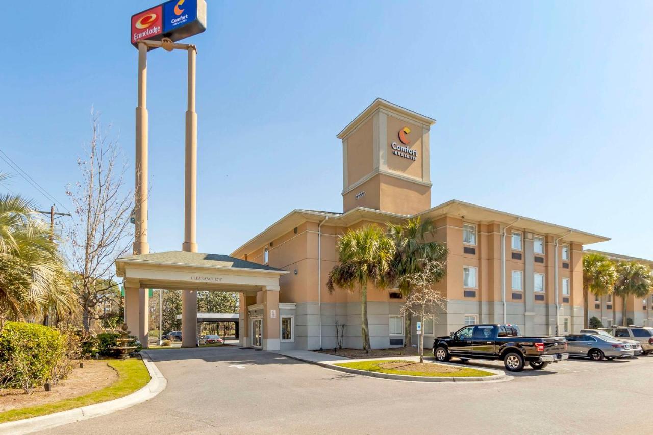 Comfort Inn & Suites Airport Convention Center North Charleston Exterior photo